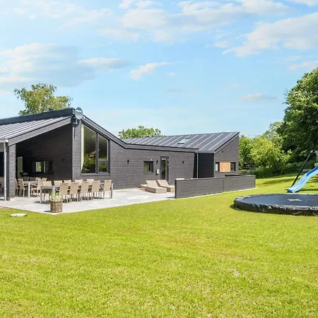 Holiday Lxxxi Vakantiehuis