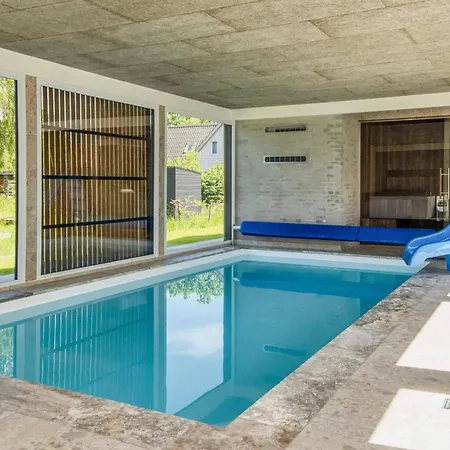 Vakantiehuis Holiday Lxxxi